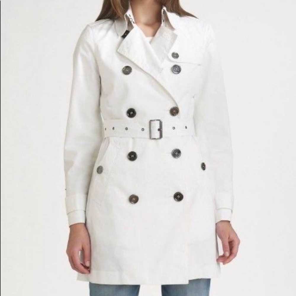 Burberry Trench Coat in white